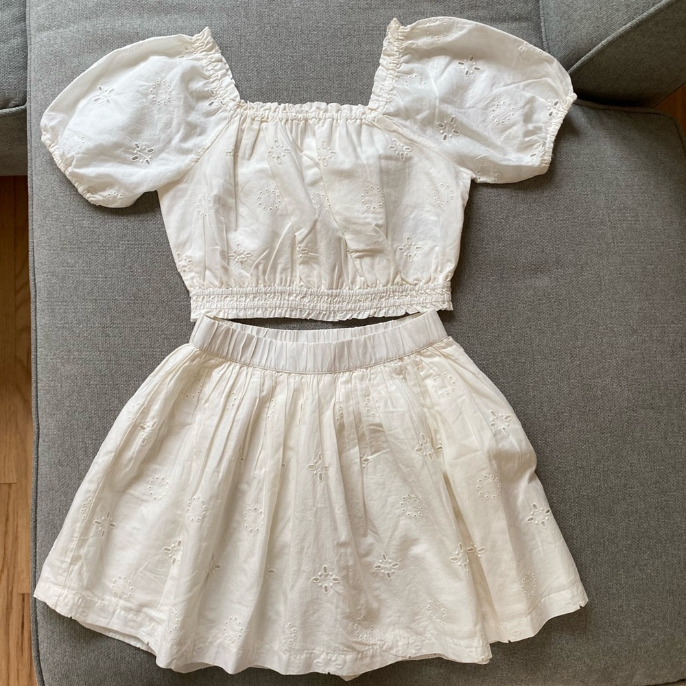Gap Girls 2 Piece Crop Top and Skirt